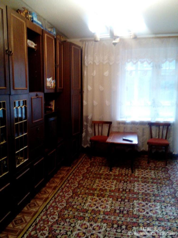 Отличная ленинградка в прекрасном районе г. Зеленодольск. Квартира большая, с раздельными комнатами, окна выходят на... - 3