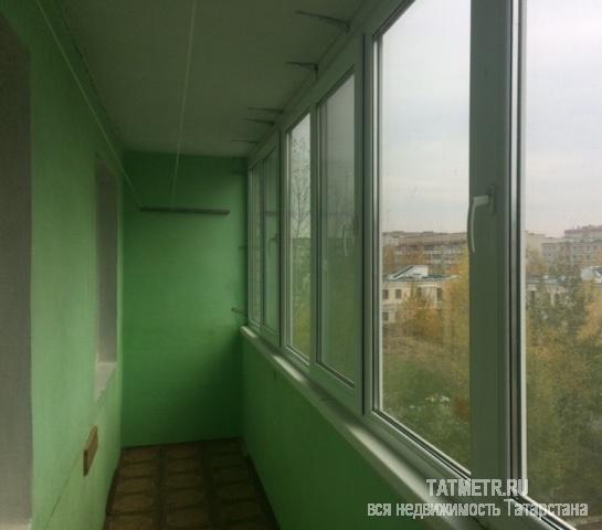 Отличная 1-комнатная улучшенка в хорошем районе г. Зеленодольска. Квартира теплая и светлая, окна выходят во двор. На... - 3