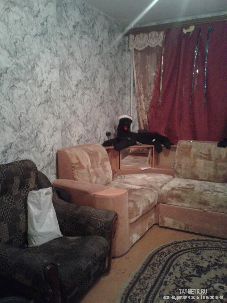 Отличная комната в г. Зеленодольск., мкр. Мирный. Комната очень теплая, светлая. Санузел раздельный, на две семьи....