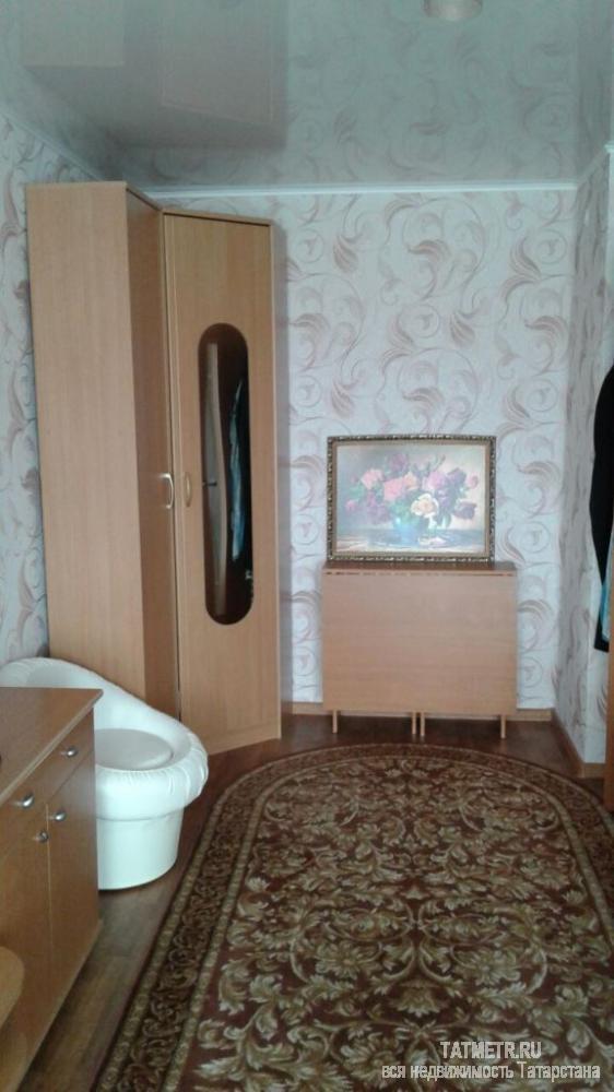 Сдается отличная квартира в г. Зеленодольск. Квартира с отличным ремонтом; имеется диван-кровать, стенка, телевизор,... - 1