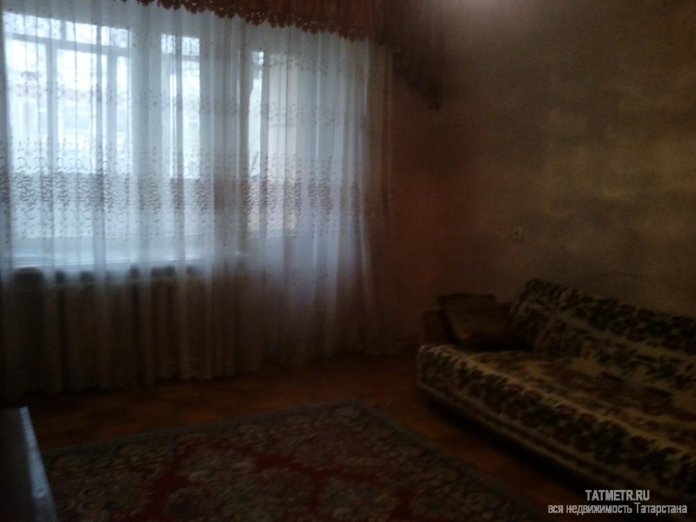 Сдается замечательная квартира в г. Зеленодольск. В квартире есть вся необходимая мебель: шкаф, диван, кровать,... - 2