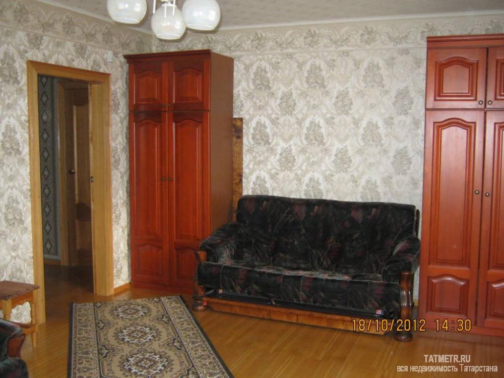 Огромный, шикарнейший коттедж в городе Зеленодольск, 4 очень больших, просторных комнат, на первом этаже зал-гостиная... - 8