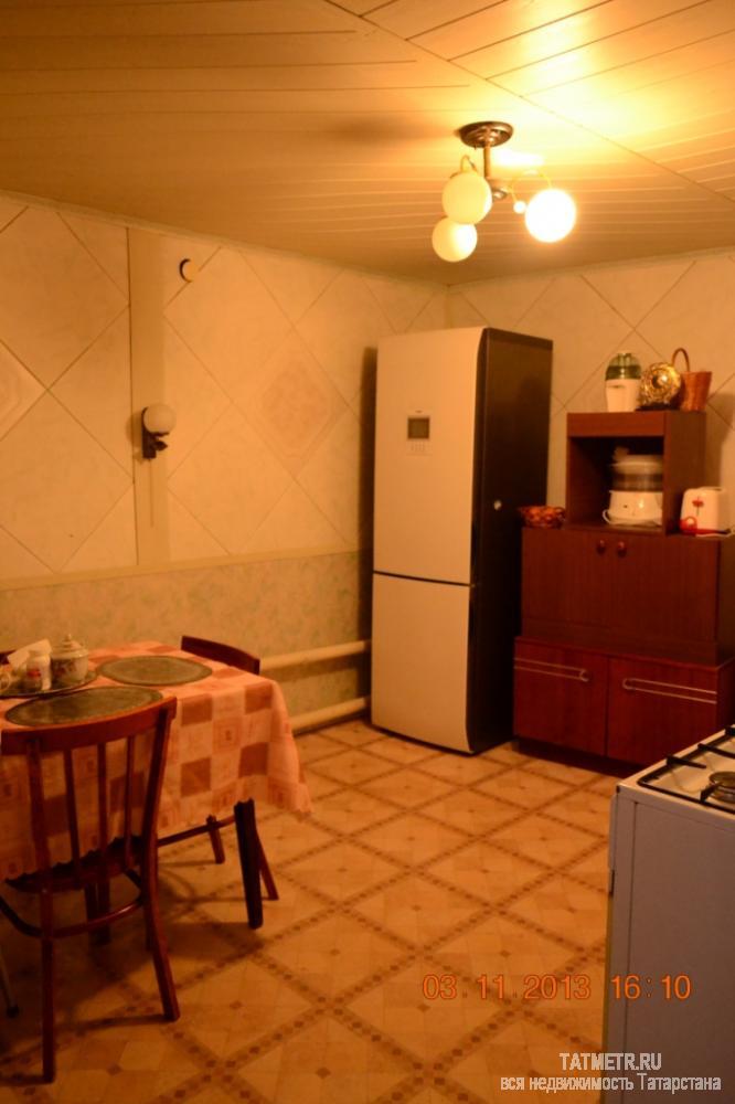 Отличный дом в самом центре города Зеленодольск, с хорошими подъездными путями. В доме имеется три комнаты, большая... - 8