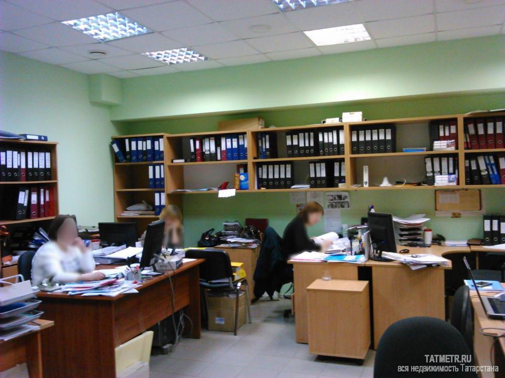 Продается блок-офис в Вахитовском районе . Офис находится на цокольном этаже. В Помещении сделан отличный ремонт,... - 2