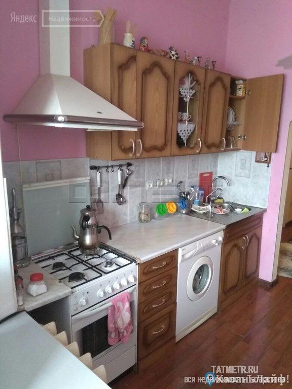 Сдается уютная 2-комнатная квартира в кирпичном доме, расположенном в оживленном и красивом районе города Казани....
