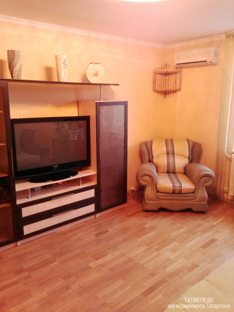 Продам 3-х комнатную квартиру, на улице Мира - это центральный проспект города Нижнекамск.  Квартира с отличным... - 7