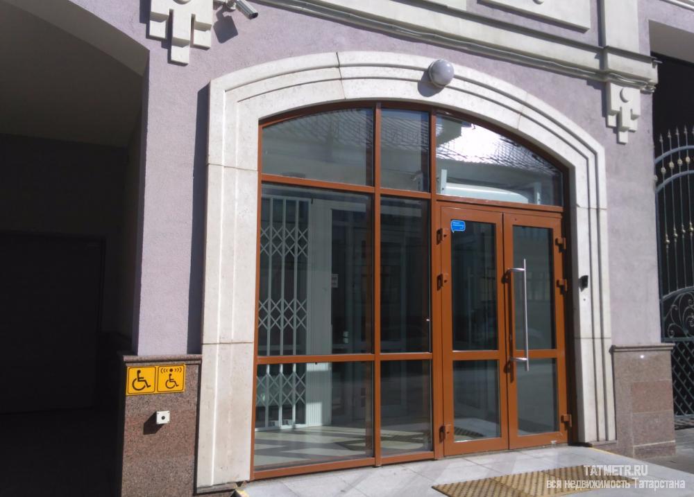 В центре, на ул. Парижской Коммуны ( в промежутке между ул. Московская и Булаком) сдается офис на 3-ом этаже 6-и... - 1