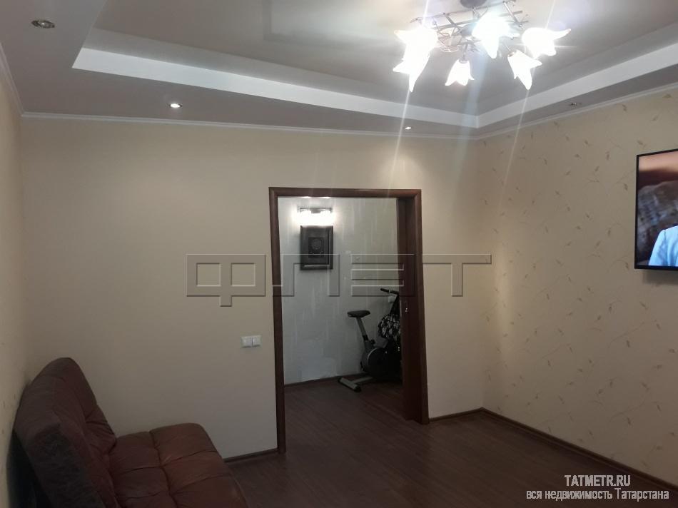Внимание! Продается шикарная,  двухкомнатная квартира 63 квадратных метра, с отличным ремонтом, в Ново-Савиновском... - 2