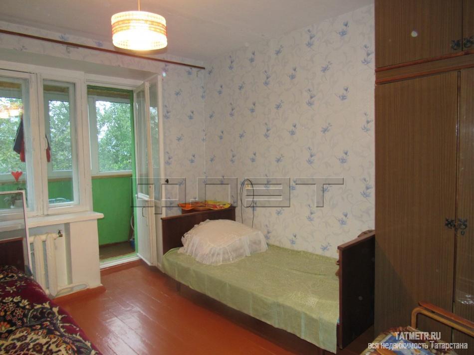 В самом спокойном, тихом, уютном Московском районе г.Казани продаётся 4-х комнатная квартира. Балкон застеклен,... - 4