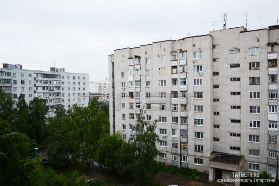 В Авиастроительном районе Казани на улице Побежимова, д.57 продается просторная 1-комнатная квартира. Кирпичный дом... - 3