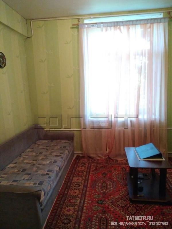 В самом центре Московского района города по ул.Фурманова дом 25 продается просторная гостинка. Комната чистая и...