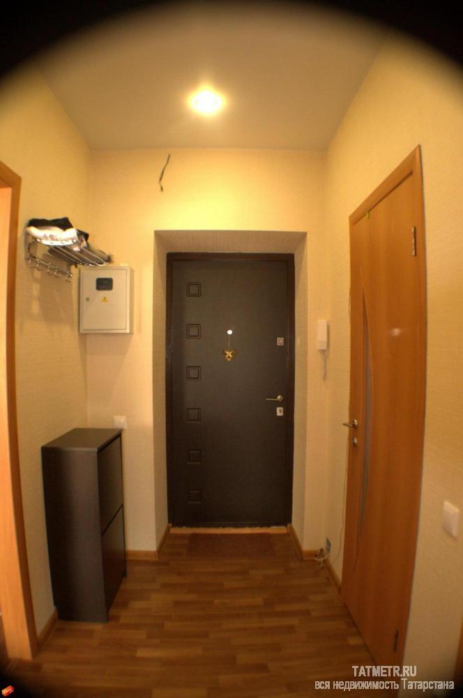 1 комнатная квартира, в доме 2012 года постройки. КВАРТИРА: - Кухня - 11,5 кв.м. - Комната - 18,5 кв.м. - Лоджия... - 5
