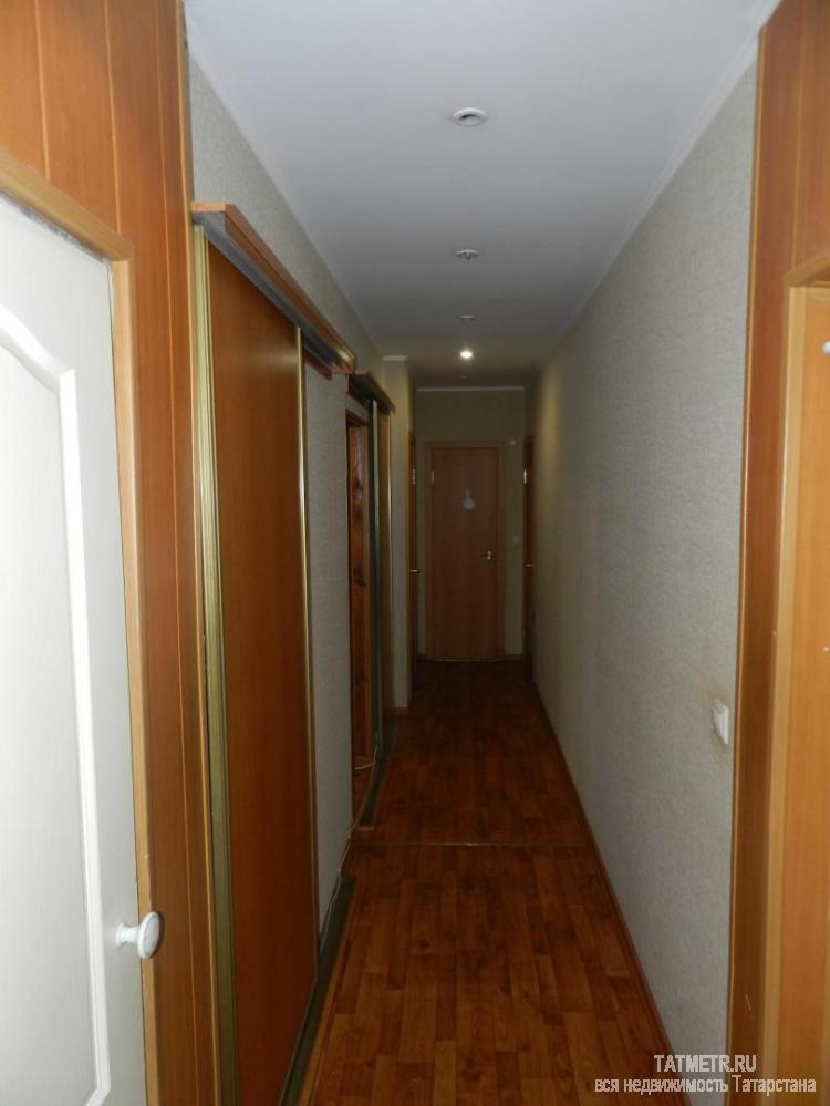 Продается 3-х комнатная квартира в доме № 14 по улице Гагарина. В доме проведен качественный капитальный ремонт,... - 11