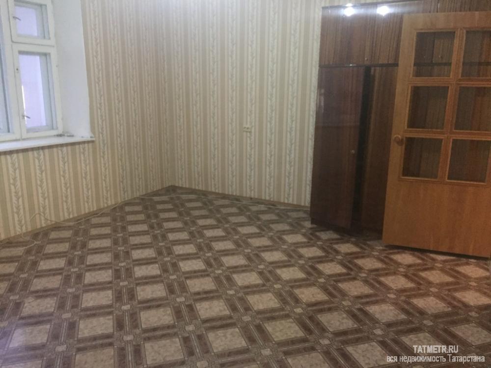 Сдается отличная квартира в центре г. Зеленодольск. Квартира светлая, чистая, уютная. В квартире имеется шкаф, стол,...