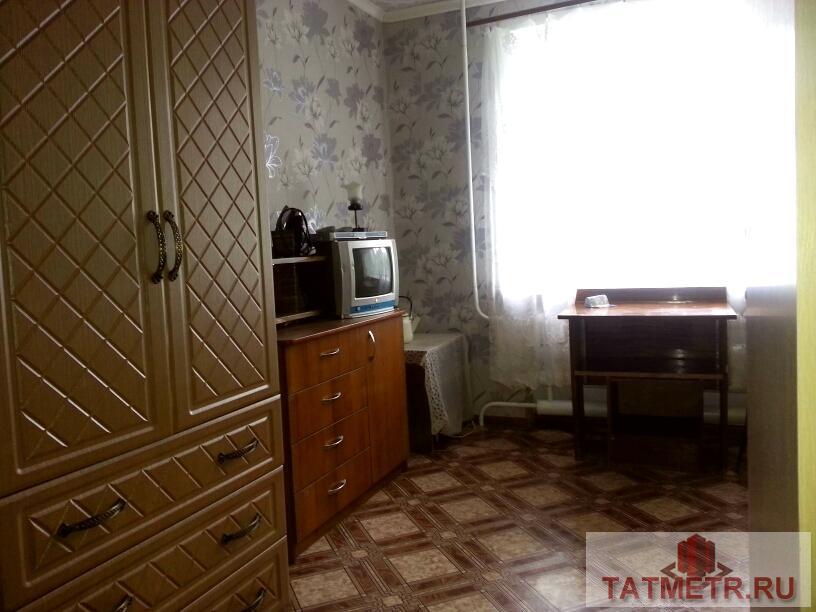 Советский район, ул.Ново-Азинская, д. 47. Продается просторная комната со всеми удобствами на этаже. Отличный вариант...