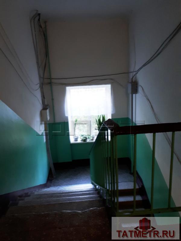 Продается 3- х комнатная квартира - «сталинка» на 4 этаже  кирпичного дома в самом центре Московского района  по ул.... - 10