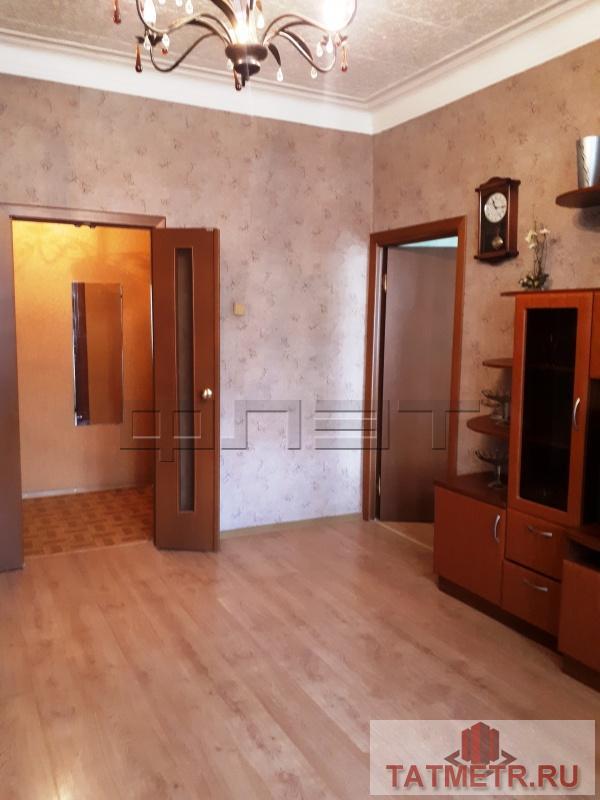 Продается 3- х комнатная квартира - «сталинка» на 4 этаже  кирпичного дома в самом центре Московского района  по ул.... - 3