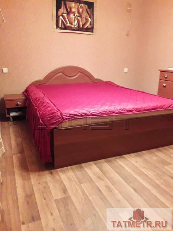 В Кировском районе, недалеко от метро Козья Слобода, продается прекрасная  3 комнатная квартира в кирпичном... - 2