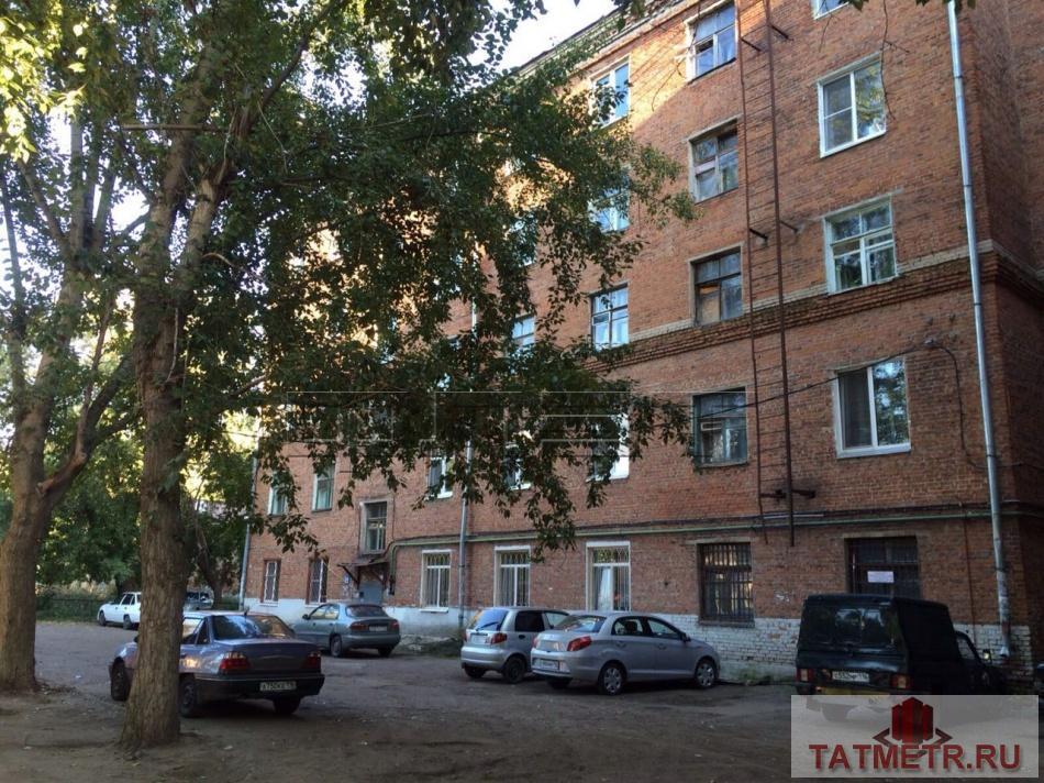 Вахитовский район, ул. Гафури д.5. Продается 3-х комнатная квартира сталинского проекта в исторической части города,...