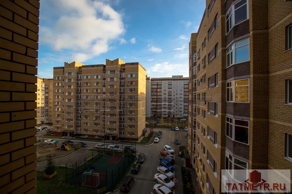 Продаётся просторная, светлая квартира в кирпичном доме на ул.Космонавтов,42а. Дом сдался в 2013 году, в квартире... - 15