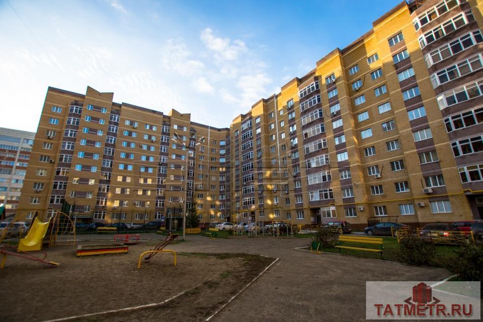 Продаётся просторная, светлая квартира в кирпичном доме на ул.Космонавтов,42а. Дом сдался в 2013 году, в квартире... - 18