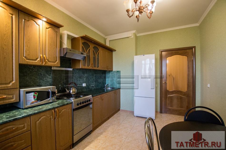 Продаётся просторная, светлая квартира в кирпичном доме на ул.Космонавтов,42а. Дом сдался в 2013 году, в квартире... - 4