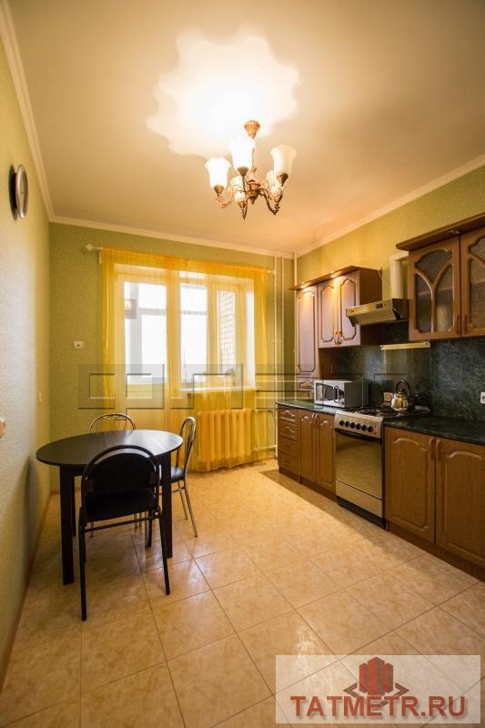 Продаётся просторная, светлая квартира в кирпичном доме на ул.Космонавтов,42а. Дом сдался в 2013 году, в квартире... - 6