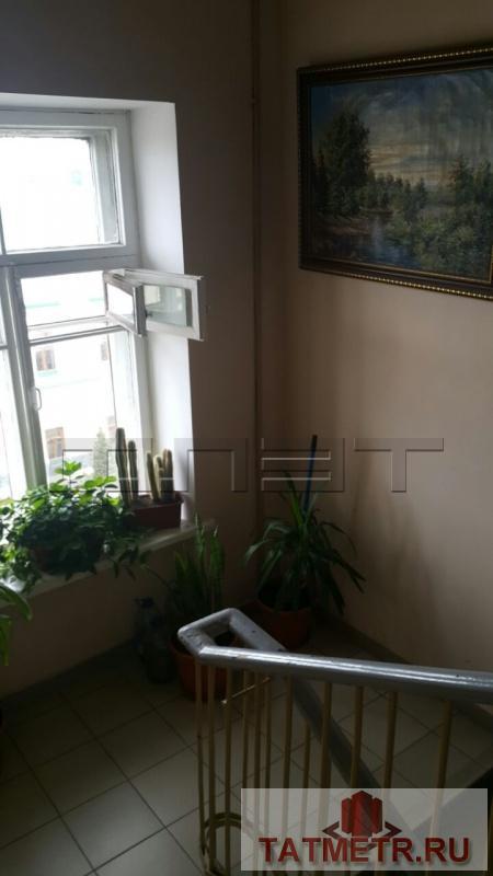 Вахитовский район, ул. Кремлевская, 2А. Продается 3-комнатная квартира в кирпичном доме напротив Кремля. Квартира без... - 1