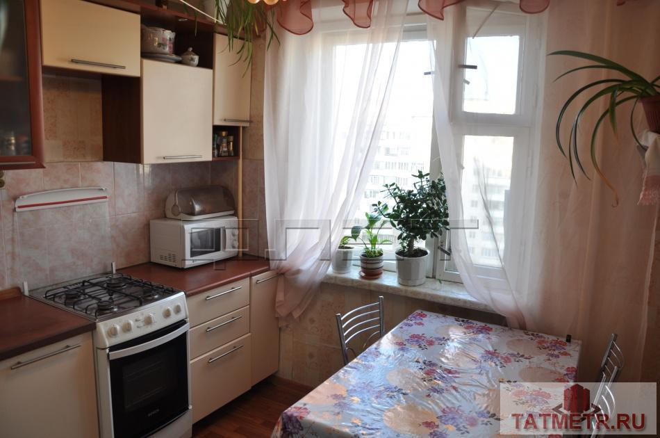 В Приволжском районе по ул. Ю. Фучика, д. 18 продается уютная и комфортабельная трехкомнатная квартира. В хорошем...