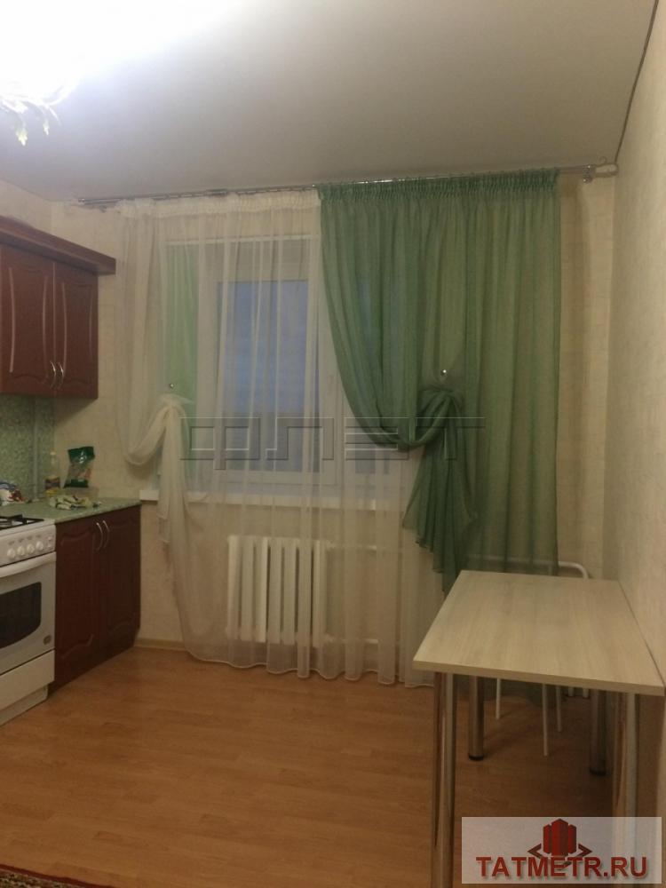 Сдается чистая, уютная 2-комнатная квартира в кирпичном доме, расположенном в спальном районе города Казани. Рядом с... - 2