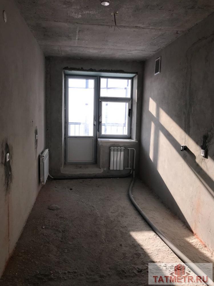 В Приволжском районе города Казани по ул. Баки Урманче дом 6 продается 1 комнатная квартира.  Квартира располагается... - 2