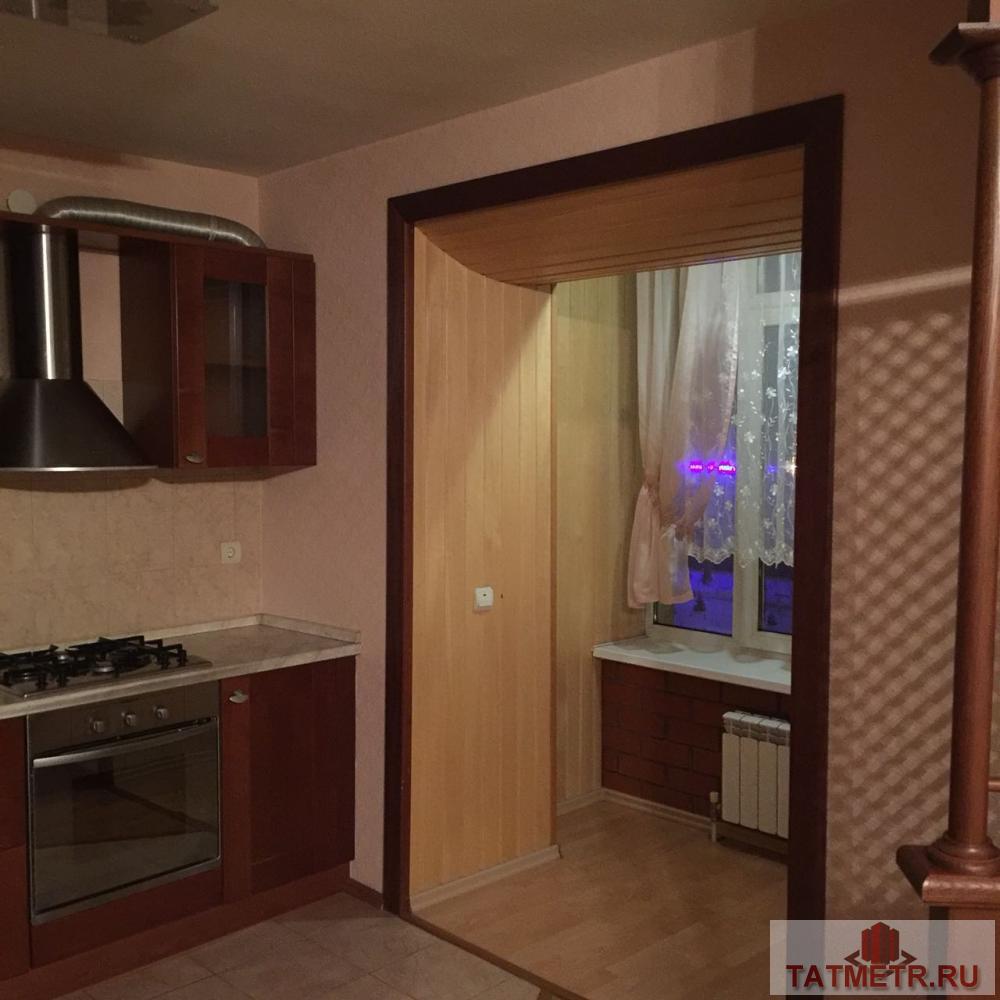 В Ново-Савиновском районе по пр. Фатыха Амирхана д.11 продается просторная и комфортабельная трех комнатная квартира.... - 2