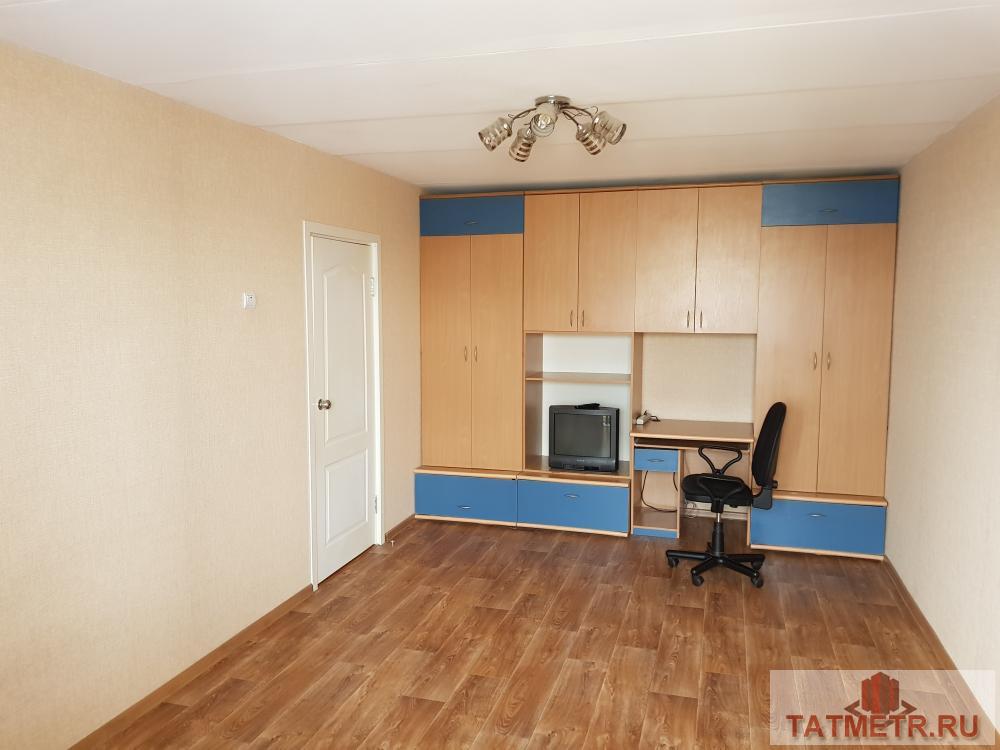 Продаётся 1-комнатная квартира в д. 13 по ул. Татарстан г. Казани. Девятый этаж. В доме имеется технический десятый...