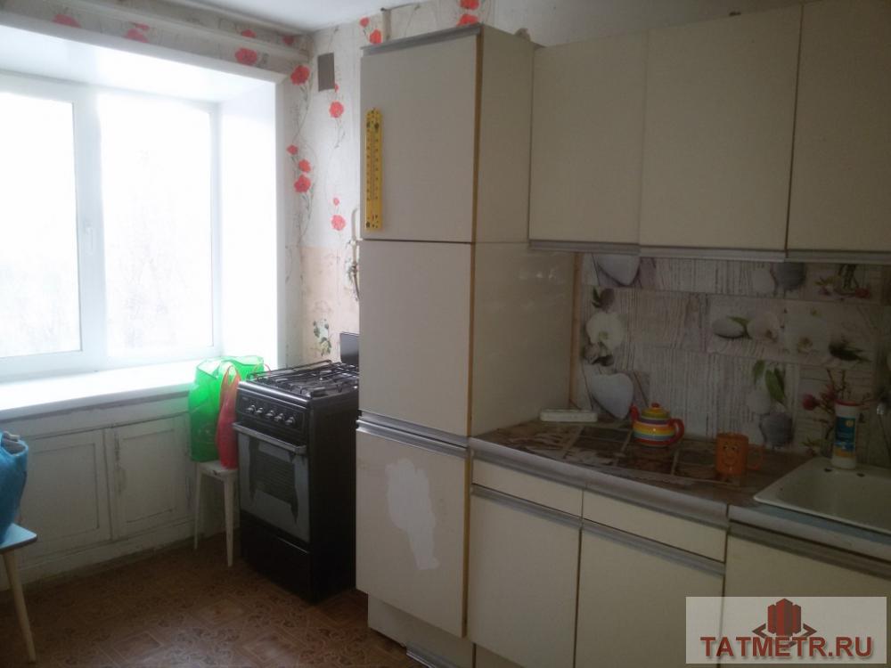 Сдается хорошая, чистая, светлая квартира в г. Зеленодольск. В квартире имеется кухонный гарнитур, обеденный стол.... - 2