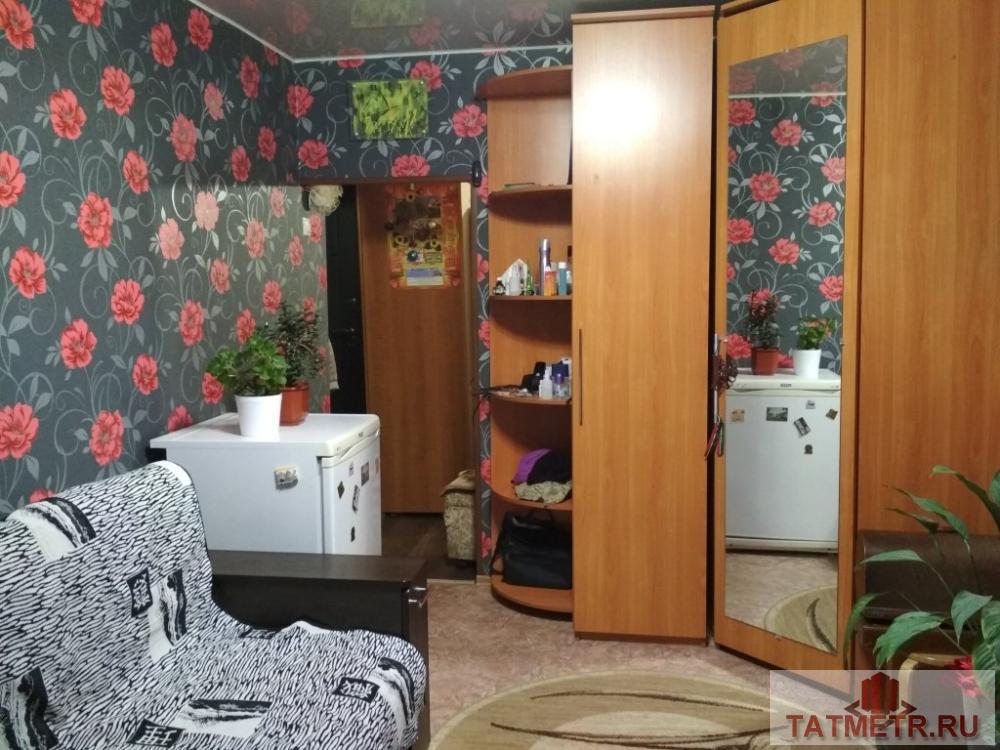 Уютная квартира в центре города Зеленодольск , в хорошем состоянии. Потолки натяжные, на полу линолеум, установлены... - 1