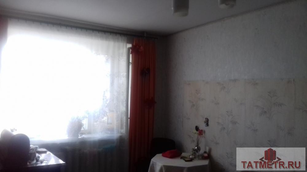 Отличная, просторная квартира в г. Зеленодольск. Квартира теплая, окна выходят на разные стороны дома, не угловая.... - 1