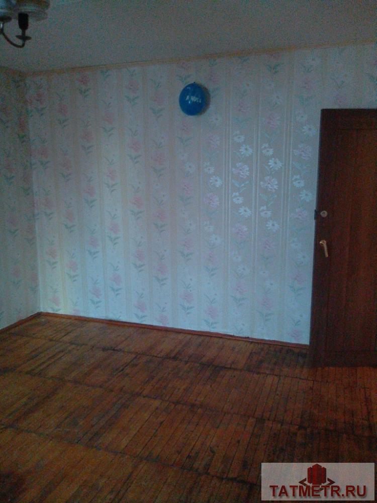 Отличная комната в трехкомнатной квартире в г. Зеленодольск. Комната уютная, светлая. Имеется застекленная лоджия.... - 1