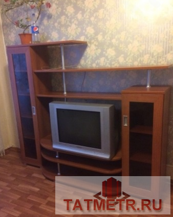 Сдается чистая 2-комнатная квартира в кирпичном доме, расположенном в спальном районе города Казани. Рядом с домом... - 5