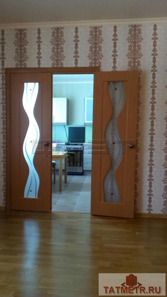 Сдается уютная, светлая 1-комнатная квартира в кирпичном доме, расположенном в спальном районе города Казани. Рядом с... - 5