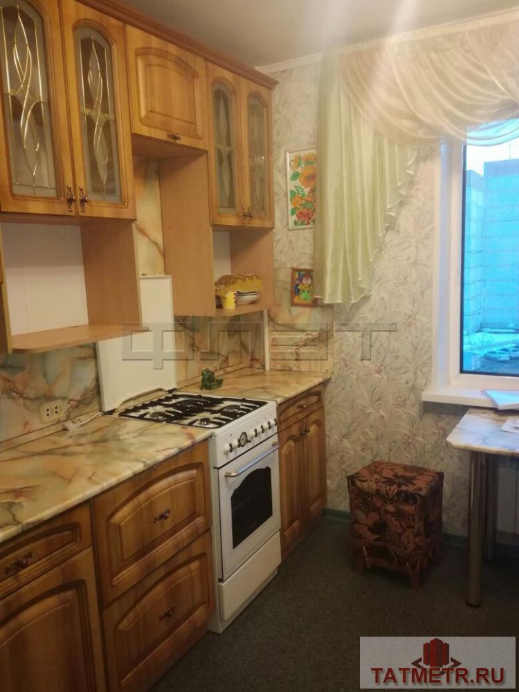 Сдается чистая 2-комнатная квартира в панельном доме, расположенном в спальном районе города Казани. Рядом с домом...
