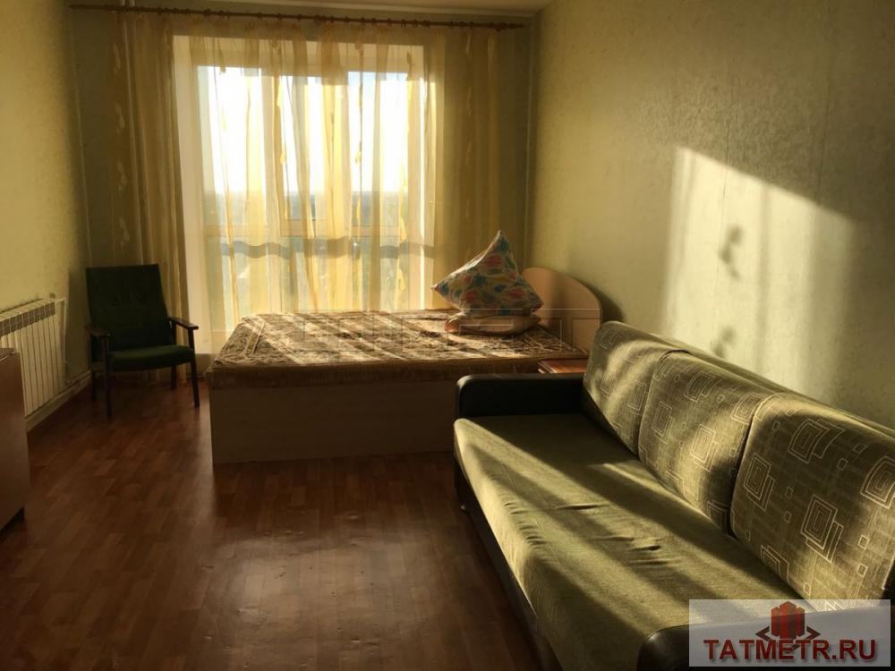 Сдается уютная 1-комнатная квартира в кирпичном доме, расположенном в спальном районе города Казани. Рядом с домом... - 2