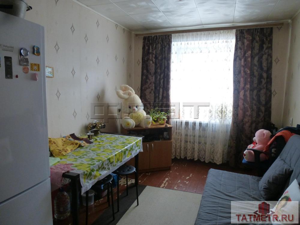 Продается комната в общежитии, ул. Гудованцева, д.3., на 2/5 этажного кирпичного дома. Комната 12, 3 кв.м, окно...
