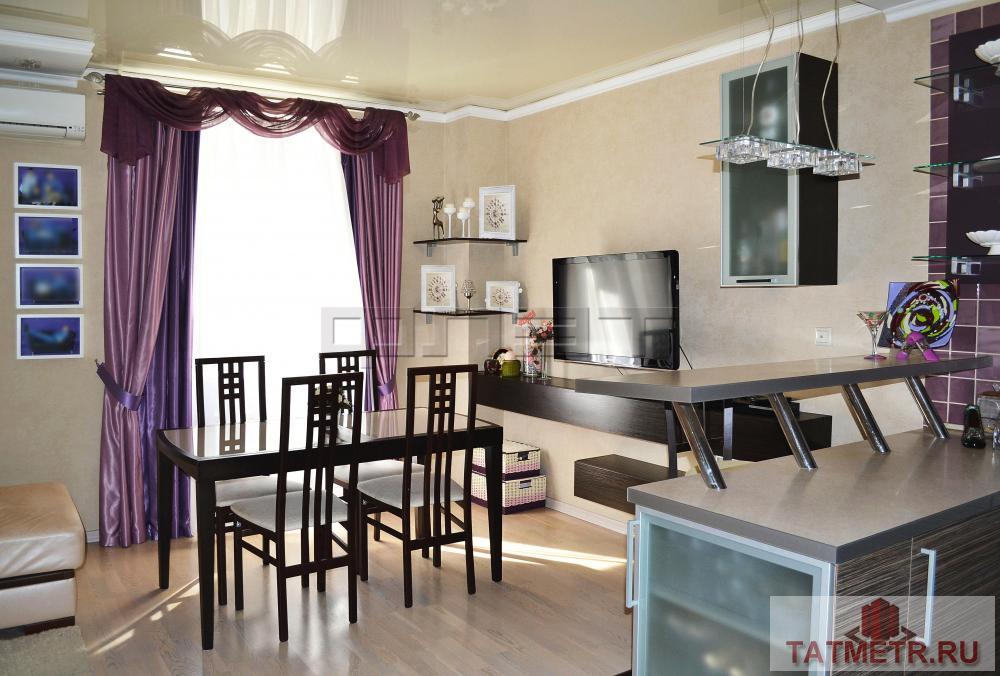Продаётся шикарная квартира, по ул.Чистопольская 72, на третьем этаже, с дизайнерским ремонтом и дорогой мебелью. В...