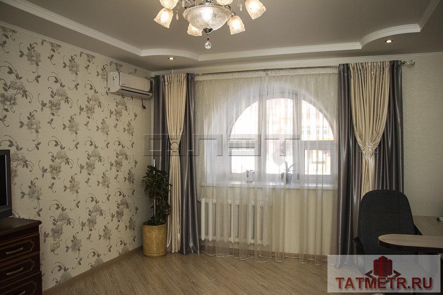 Продается очень светлая, уютная 3-х комнатная квартира на Ахунова 14 (ЖК «Солнечный город»), на 2-м этаже 9-ти... - 2