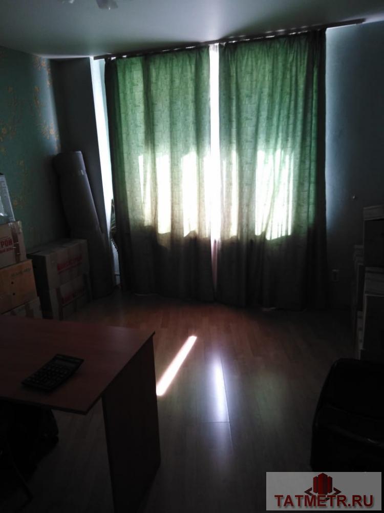 Сдается чистая, просторная 3-комнатная квартира в кирпичном доме, расположенном в оживленном районе города Казани.... - 19
