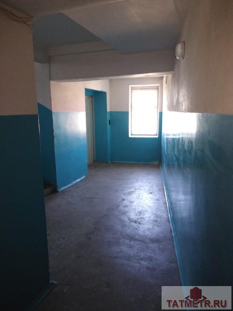 Сдается чистая, просторная 3-комнатная квартира в кирпичном доме, расположенном в оживленном районе города Казани.... - 23