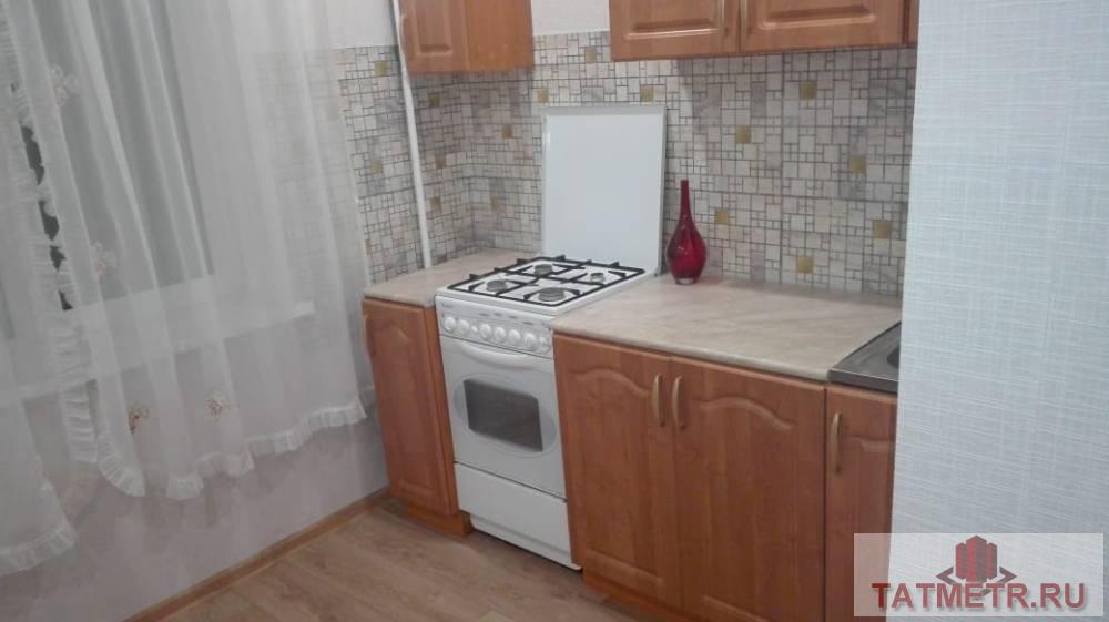 Сдается чистая 1-комнатная квартира в панельном доме, расположенном в развитом и динамичном районе Казани. Рядом с... - 2