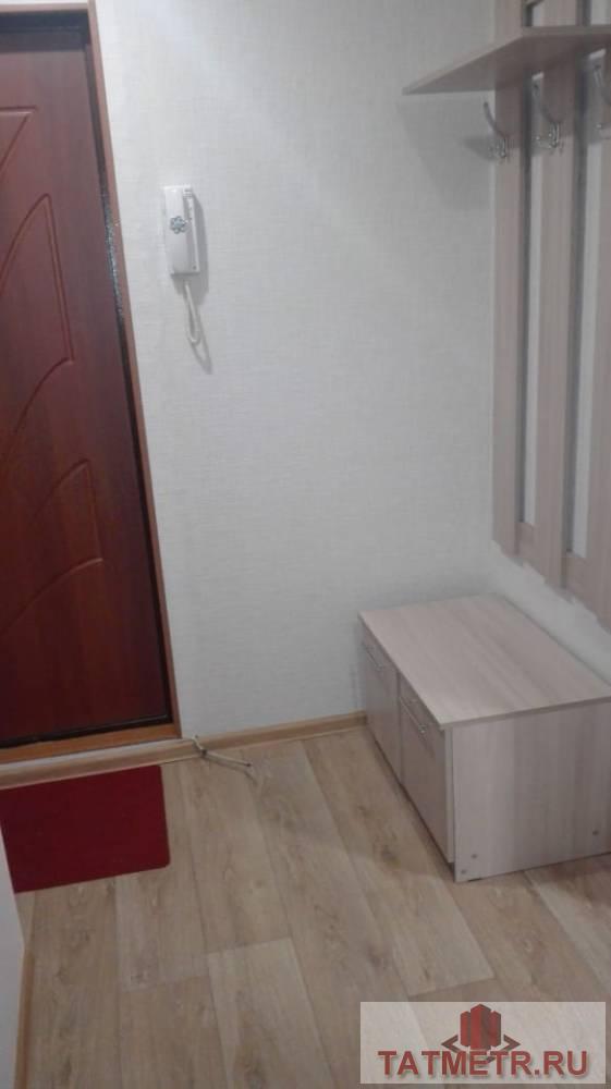Сдается чистая 1-комнатная квартира в панельном доме, расположенном в развитом и динамичном районе Казани. Рядом с... - 3
