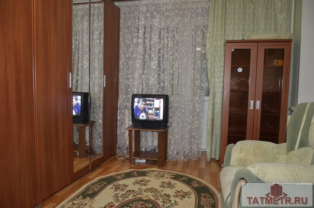 Сдается чистая, светлая 1-комнатная квартира в кирпичном доме, расположенном в оживлённом районе Казани. Рядом с... - 4