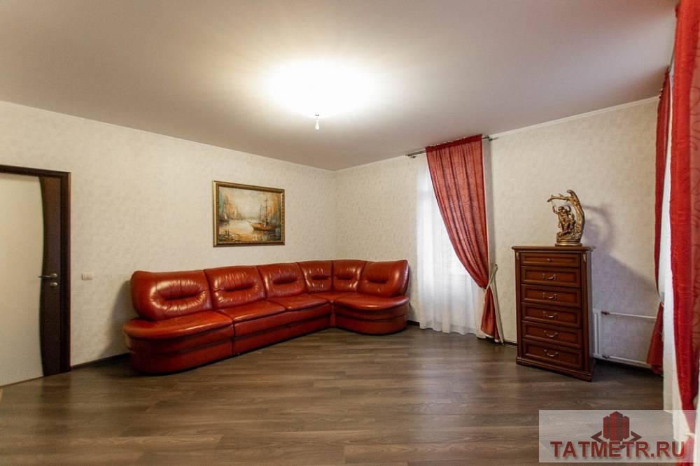 Сдается прекрасная 2-комнатная квартира в элитном доме, расположенном в оживлённом и динамичном районе Казани. Рядом... - 4